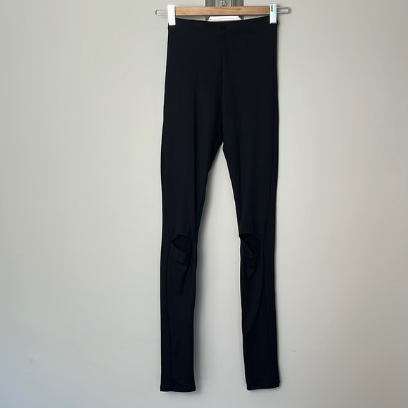 Fashion Nova Knee Slit Leggings - Picture 4 of 11